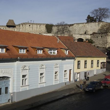 Varkapu Panzio Eger Extérieur photo