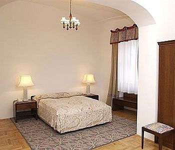 Varkapu Panzio Eger Extérieur photo